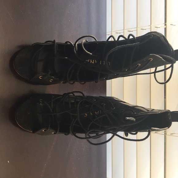 Black tie up heels size 6 - Picture 1 of 4